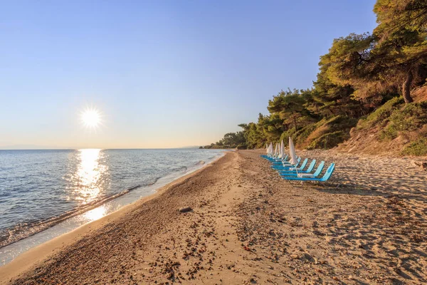 Παραλία Κρυοπηγή. Χερσόνησο Κασσάνδρα της Χαλκιδικής, Ελλάδα — Φωτογραφία Αρχείου