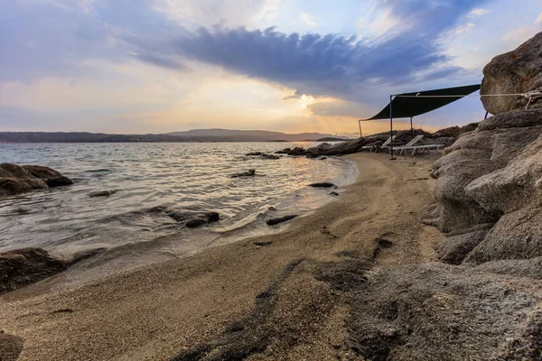 Wschód Słońca w Ammouliani Island, Grecja — Zdjęcie stockowe