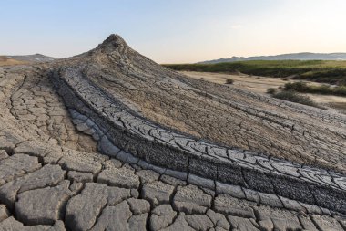 çamur volkanlar olarak buzau, Romanya