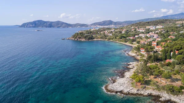 Coast of the town Nea Iraklitsa, Greece. — Stock Photo, Image