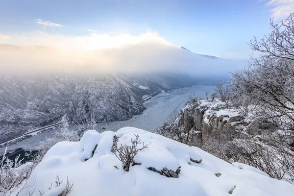 Donau raviner på vintern, Rumänien — Stockfoto