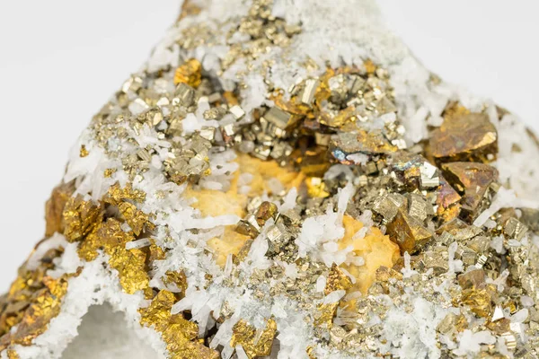 Chalcopyrite Cufes2 Contains Copper Iron Sulfur Here Combination Quartz — Φωτογραφία Αρχείου