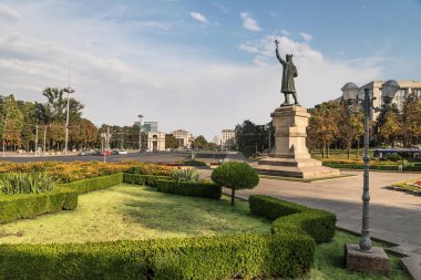Stefan cel Mare heykeli. Chisinau şehrinde ünlü yer, Moldova.