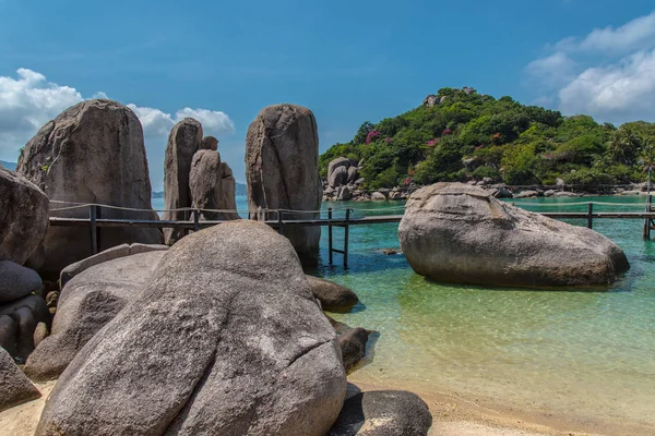 Nangyuan ve Koh Tao Adaları ve güzel taşlar, Tayland
