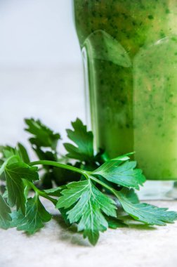 Maydanoz ile yeşil smoothies