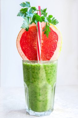 Greyfurt ile Yeşil Smoothies