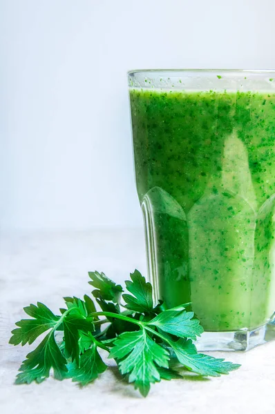 Maydanoz ile yeşil smoothies