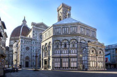 Santa Maria del Fiore ve vaftizhane St John Battistero di San Giovanni erken sabah saat sunrise, Floransa, Toskana, İtalya katedral
