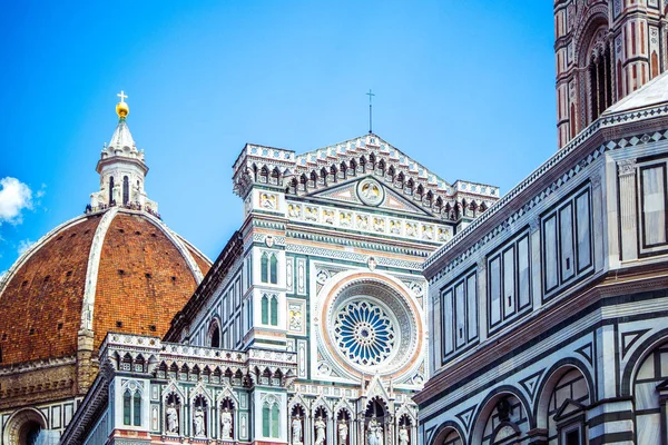 Ünlü büyük kubbe del Brunelleschi ve Cattedrale di Santa Maria del Fiore (katedral Saint Mary çiçek) Firenze Floransa, Toskana, İtalya