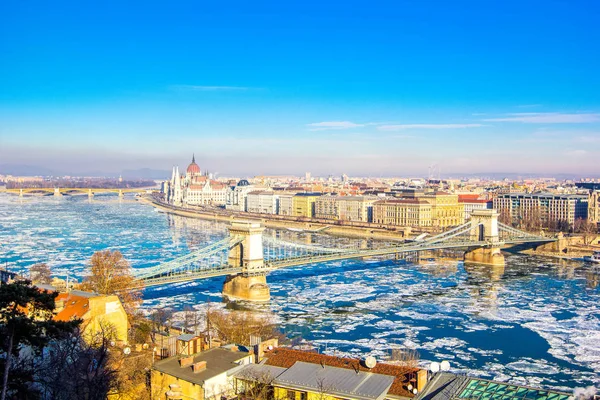 Панорамний Вид Ланцюговий Міст Парламент Будівлі Над Дельта Дунаю Початку — стокове фото