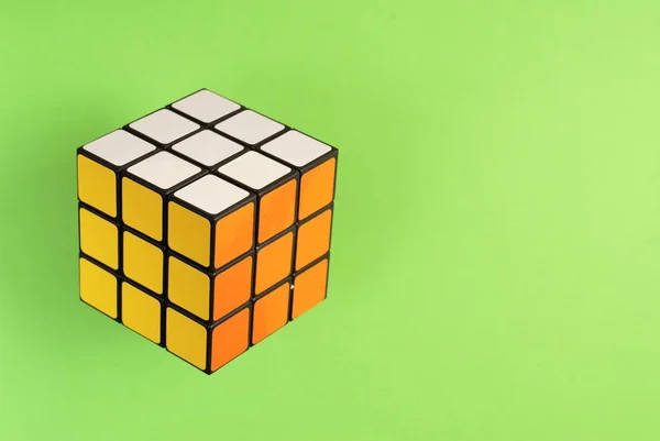 Rubik Kocka Sárga — Stock Fotó