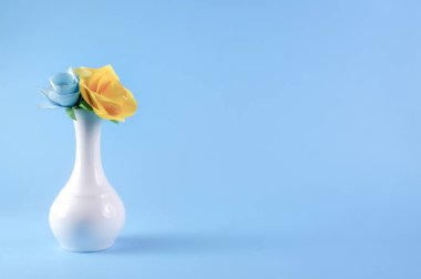 El yapımı kağıt / origami çiçek