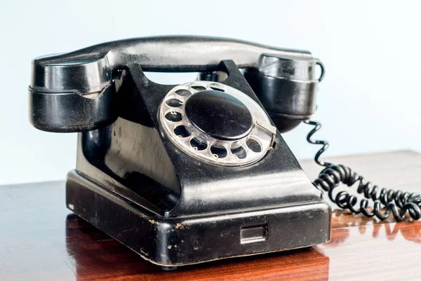 Vintage Czarne Telefon Zestawem Słuchawkowym Kabel Spiralny — Zdjęcie stockowe