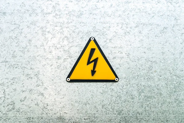 High Voltage Warning Sign Electricity Sign Metal Background — Stock Photo, Image