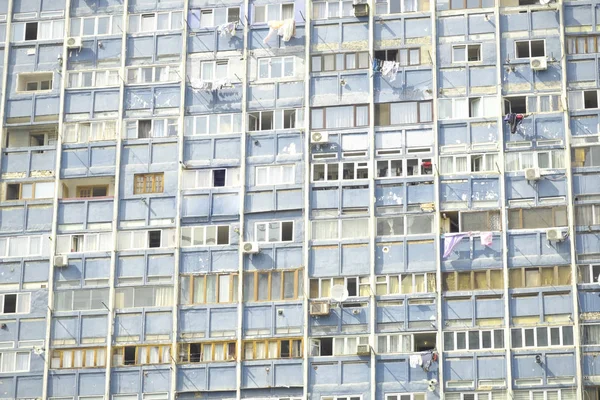 Altes Post Sowjetisches Mehrfamilienhaus — Stockfoto