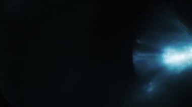 Karanlıkta soğuk ton doğal ışık bozulma. Yaratıcı hareketli arka plan.