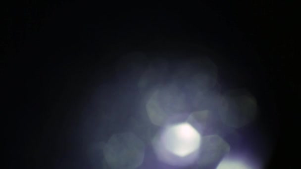 Defocused αφηρημένου χαρακτήρα φόντο με τα φώτα του πράσινου και του μπλε bokeh. — Αρχείο Βίντεο