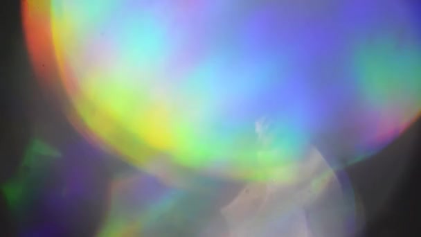 Warna Warni Warna Warni Sorotan Dan Refleksi Dari Foil Holografik — Stok Video