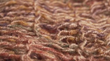 Dokusuna bir çok renkli örgü, eşarp. Closeup çekim.