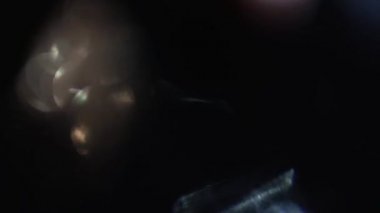 4 k geçiş, hareketli renkli bokeh, ışık sızıntıları, geçişler. Yaratıcı kullanımda farklı projeler için.