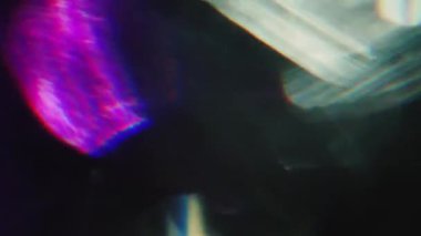 Modern cyberpunk aksaklık arka plan. Karanlıkta çok renkli rasgele renkler.