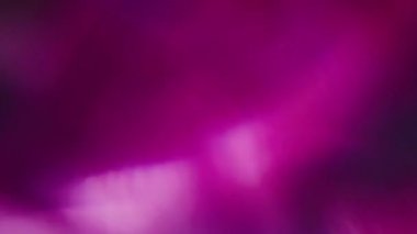 Arka plan, mor tonları hareketli futuristik.