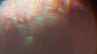 Yanardöner ışık demetleri, piksel gürültüsü, eski ekran konsepti. Her türlü proje için bindirme.