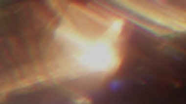 Bir camdan geçen birden fazla rengin bilimkurgu fütüristik bileşimi. 