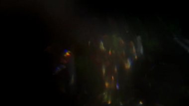 İzole uzaydaki holografik tonun çok renkli kombinasyonu. 