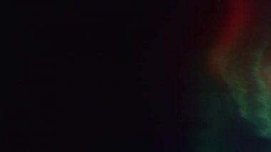 Karışık palet geometrik cyberpunk trendy parıldayan arka plan.