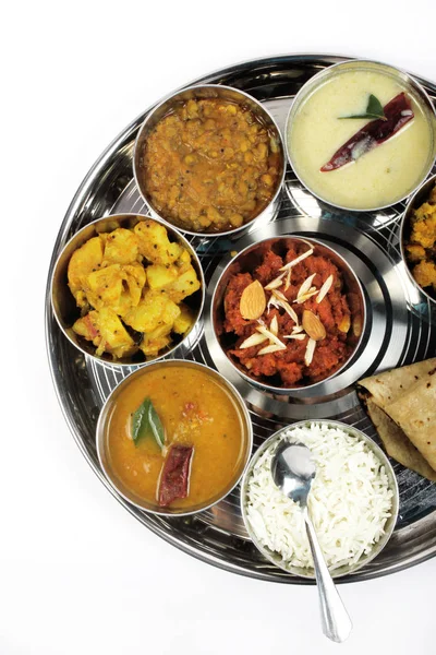 Delicious Zdrowy Veg Indyjskich Żywności Thali Wypełnić Posiłkiem Wegetariańskim — Zdjęcie stockowe