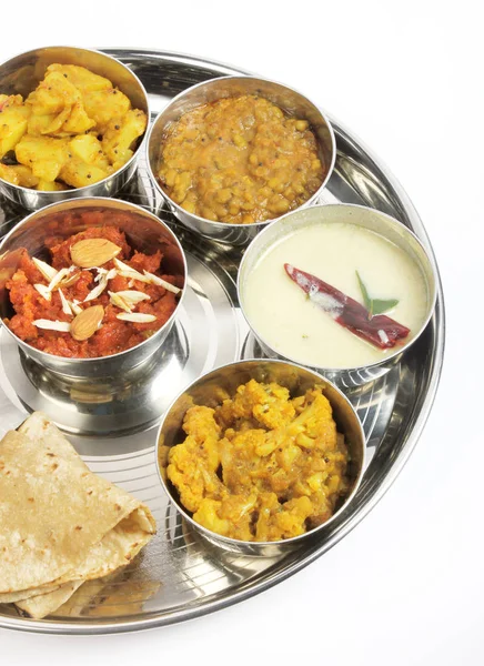 Delicious Υγιή Ινδική Veg Τροφίμων Θαλή Εκπληρώσει Χορτοφαγικό Γεύμα — Φωτογραφία Αρχείου