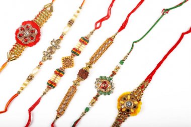 Geleneksel Hint bilezik aramalar Rakhi, kardeş Ties üzerinde kardeşler bilek Rakshabandhan bir Ocassion üzerinde