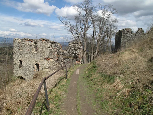 Ruines Andelska Hora Près Karlovy Vary — Photo