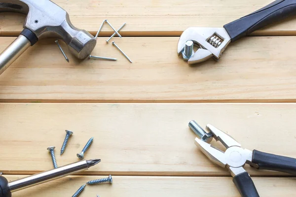 Araçlar doğrama dekorasyon ekipman onarım Ev ve araba için.