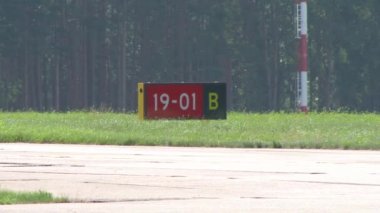 Tanõmla işareti pist üzerinde