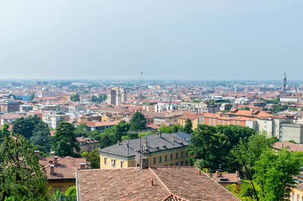Bergamo İtalya için panoramik görünüm.