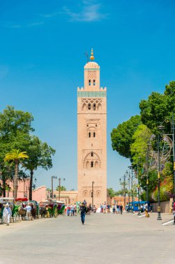 Marakeş, Fas - 5 Haziran 2018: Koutoubia cami Marakeş'te en büyük camisi olan.