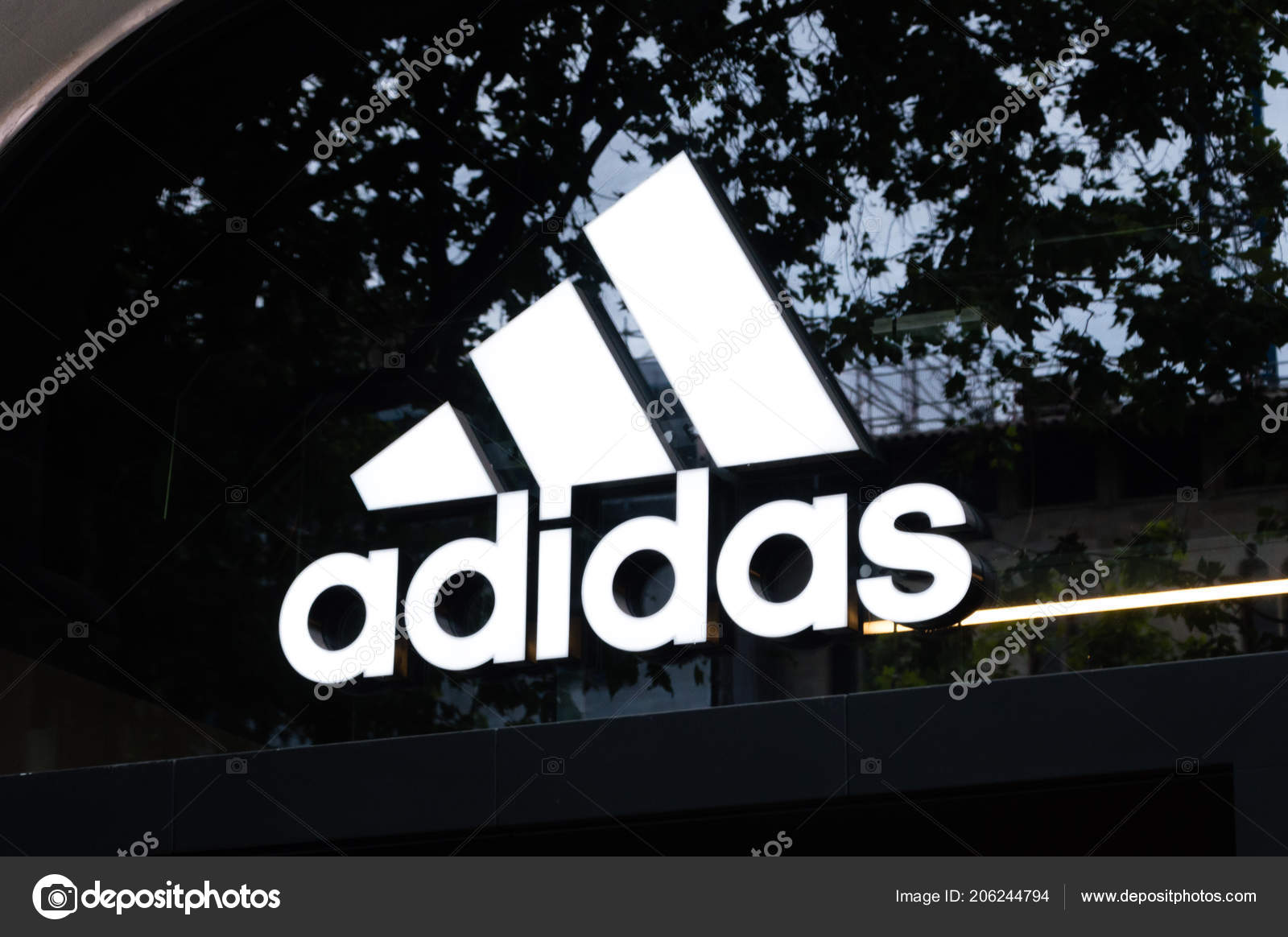 adidas estate 2018 logo