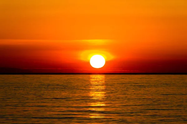 Vacker Soluppgång Över Medelhavet — Stockfoto