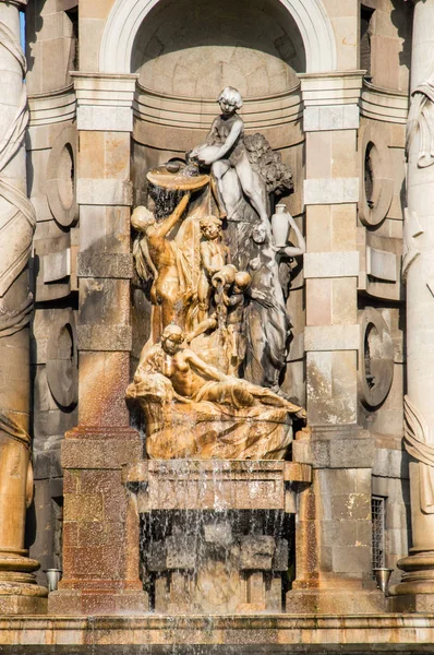 Närbild För Skulptur Monumentala Fontän Den Placa Espanya — Stockfoto