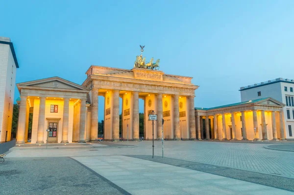 Puerta Brandeburgo Madrugada Berlín Alemania — Foto de Stock