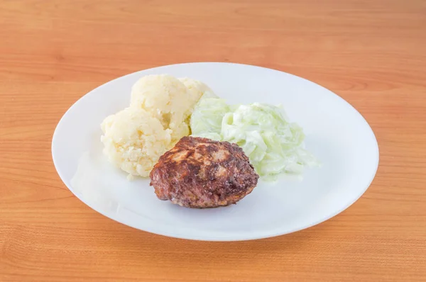 Polish Meatballs Knows Poland Kotlet Mielony Dinner Kotlet Mielony Mizeria — Stock Photo, Image