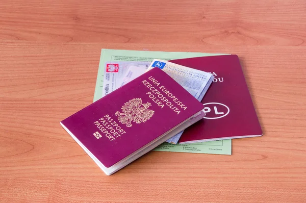Польська Документів Паспорт Драйвер Ліцензії Свідоцтва Про Реєстрацію Транспортного Засобу — стокове фото
