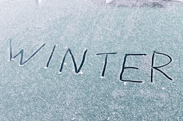 Inscrição Inverno Neve Janela Frente Carro — Fotografia de Stock