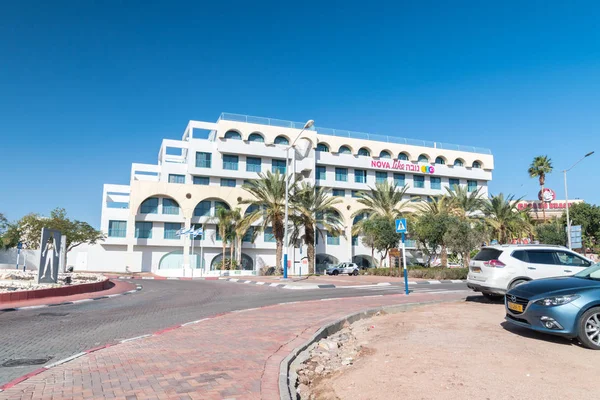 Eilat, Israel - February 9, 2019: Nova like hotel in eilat. — Stock Photo, Image
