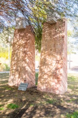 Tarafından Jan Koblasa Park barış için heykeller.