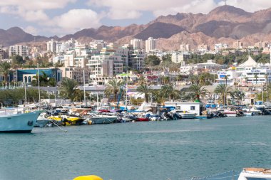 Yerleşik yat ve tekne Eilat Marina.