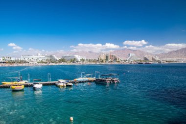 Eilat görünümünü. Eilat İsrail bir ünlü turizm tesisi ve eğlence şehridir.