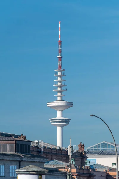 Heinrich Hertz Torre sobre edificios . — Foto de Stock